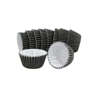 Schwarze traditionelle Brigadeiro-Form – Nr. 6