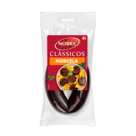 Packaged sausage with Nobre Classicos branding on a white background