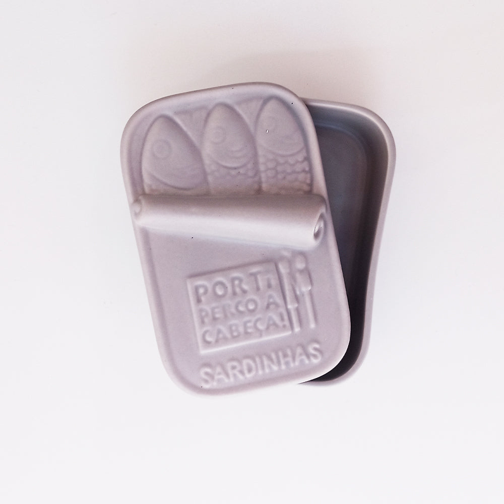 Handbemalte Keramik-Seifenbox – Sardinen